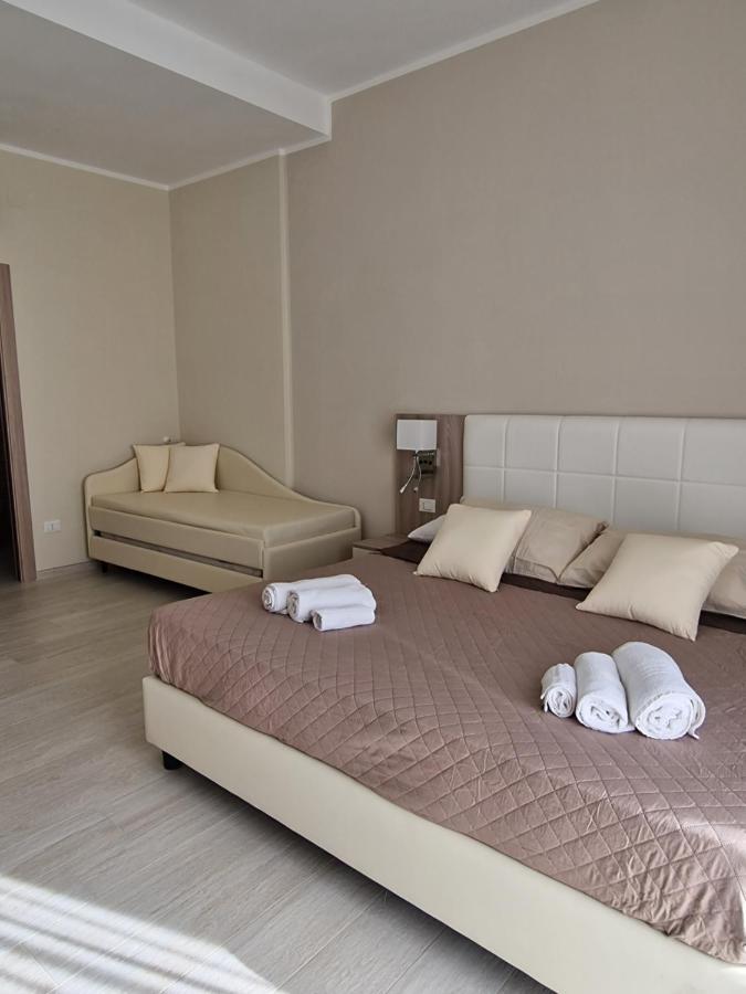 Luxury House Hotell Villapiana Eksteriør bilde