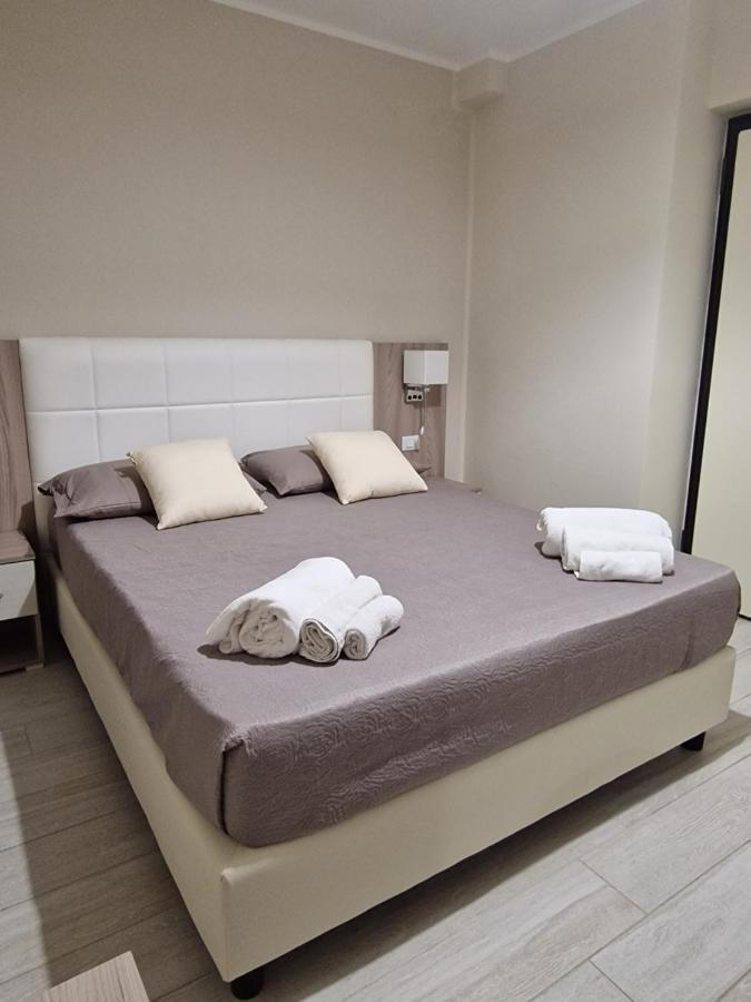 Luxury House Hotell Villapiana Eksteriør bilde